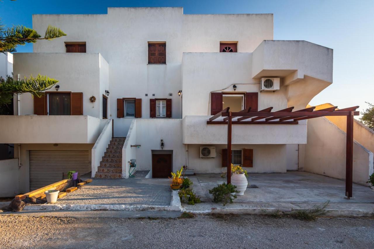 Kleo΄S Appartment Adamantas Exterior photo